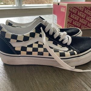 Vans Checkerboard Old Skool Lace Up sneaker women size 7.5